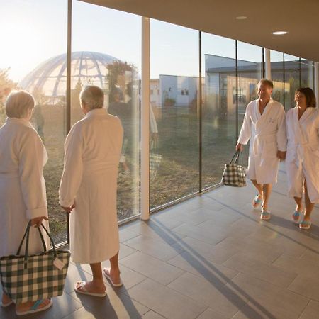 Vital Hotel An Der Therme Gmbh バート・ヴィンツハイム エクステリア 写真